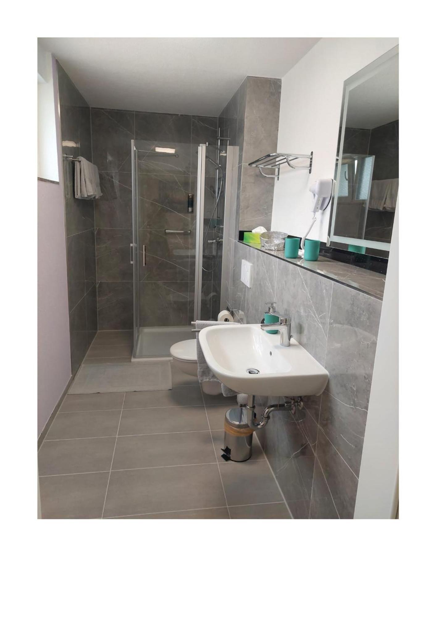 الدنغن مولهوفن Bodensee Sunshine Zimmer & Apts. المظهر الخارجي الصورة