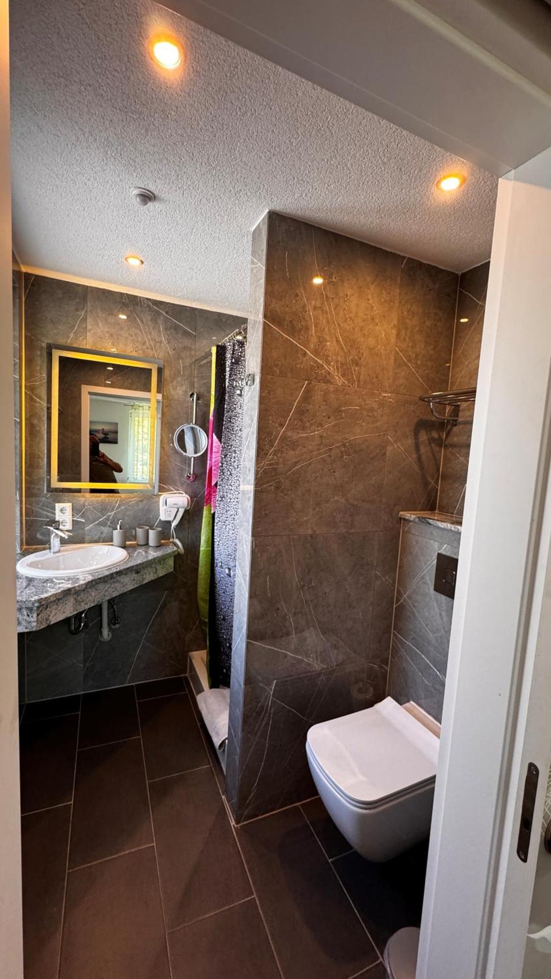 الدنغن مولهوفن Bodensee Sunshine Zimmer & Apts. المظهر الخارجي الصورة